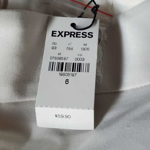 Express pencil skirt, sz 6, cream - Picture 8 of 8